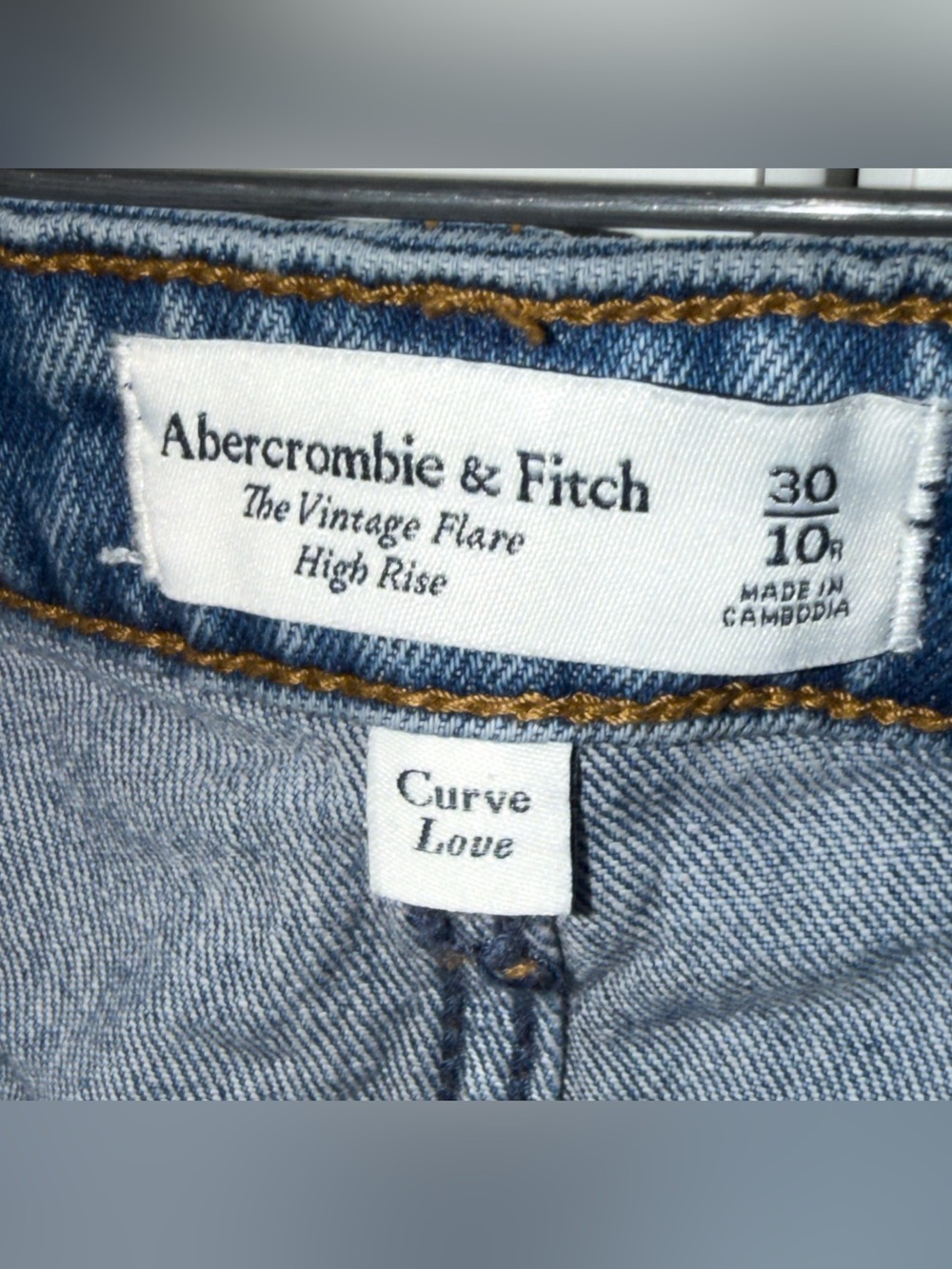 Abercrombie & Fitch Curve Love High Rise Vintage Flare Jeans Size 30/10 Wide Leg - Picture 8 of 13
